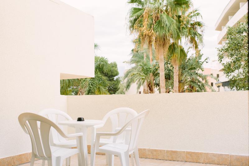 Festival Village Salou Exterior photo